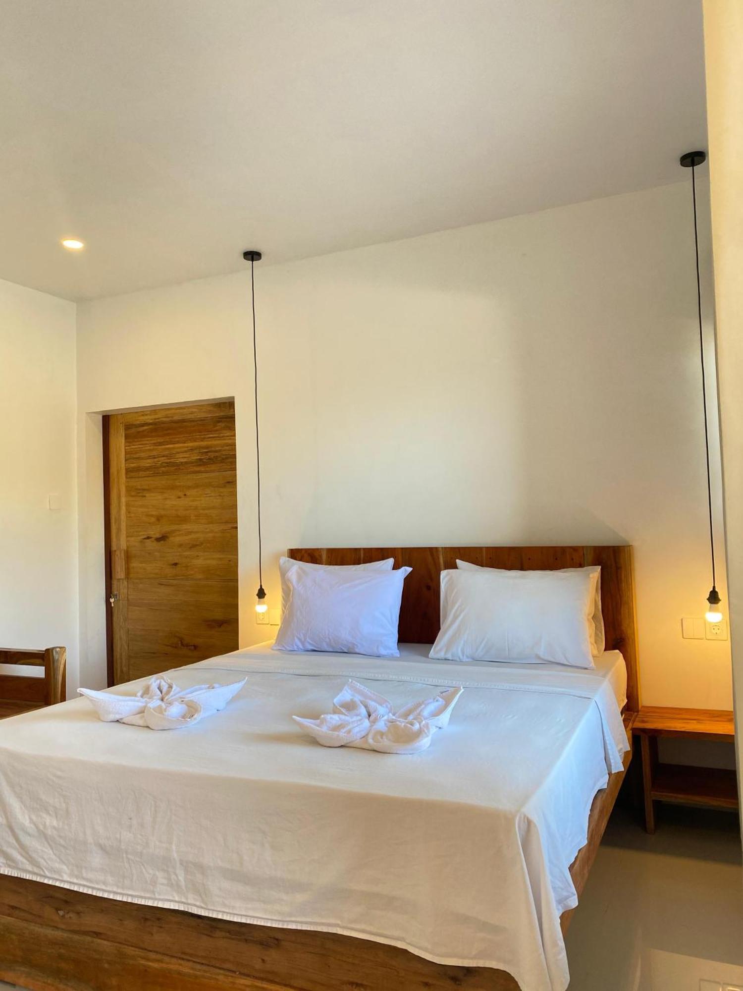 Sky Mountain Views Hotel Kuta  Bagian luar foto